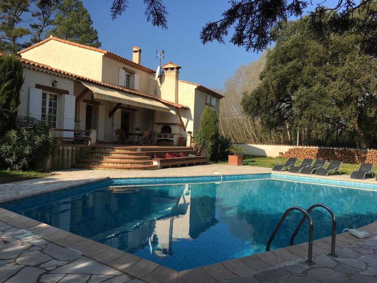 Le Chene Et L'Eau Bed & Breakfast Roquebrune-sur-Argens Exterior foto