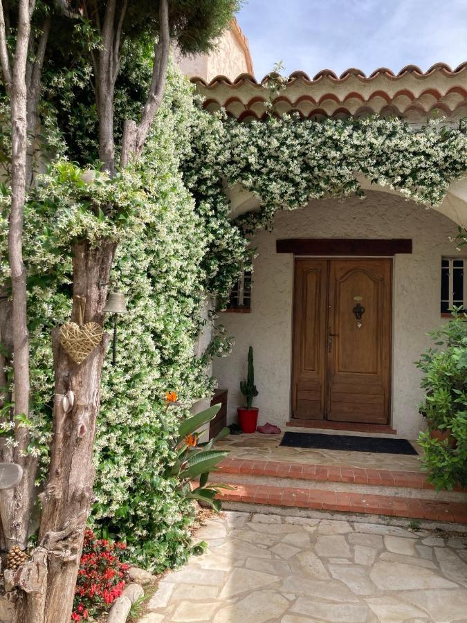 Le Chene Et L'Eau Bed & Breakfast Roquebrune-sur-Argens Exterior foto